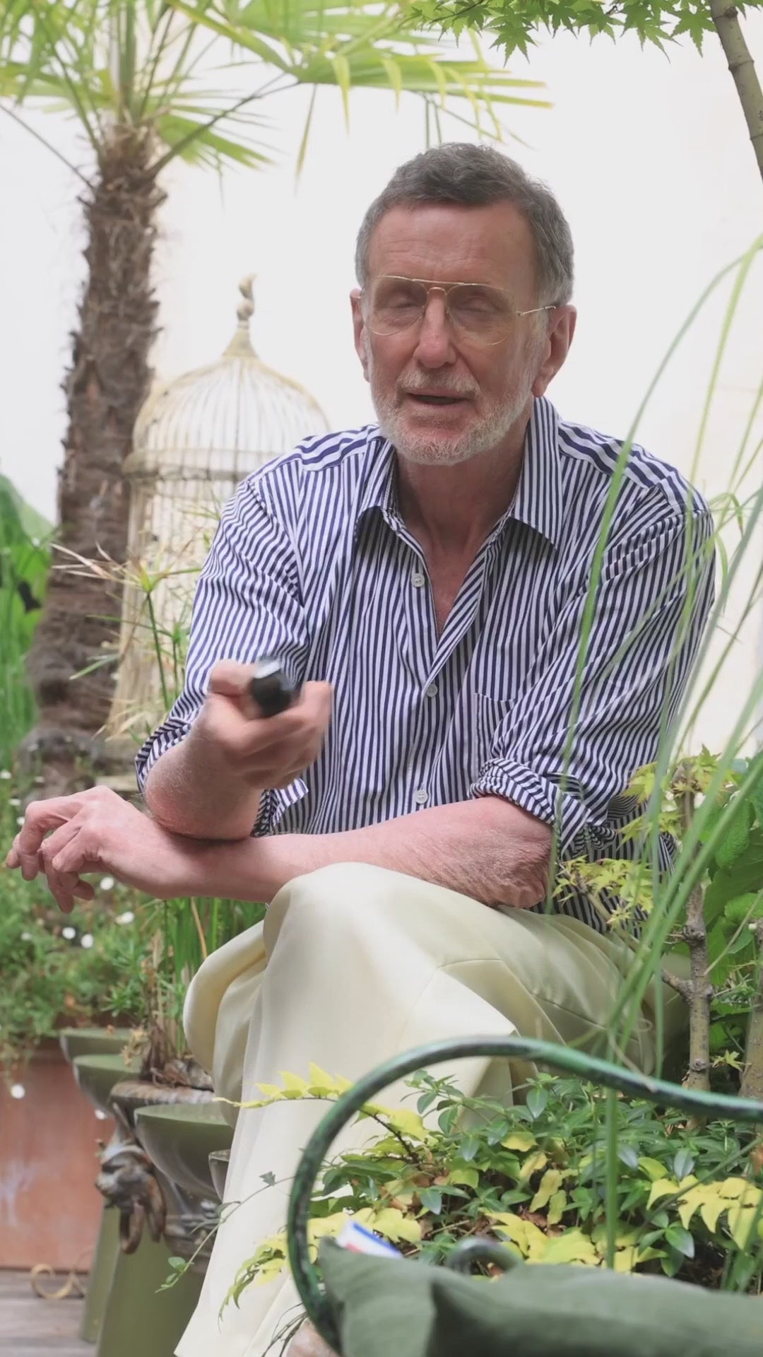 Smoothing Hair Serum with Macadamia Oil • David Mallett